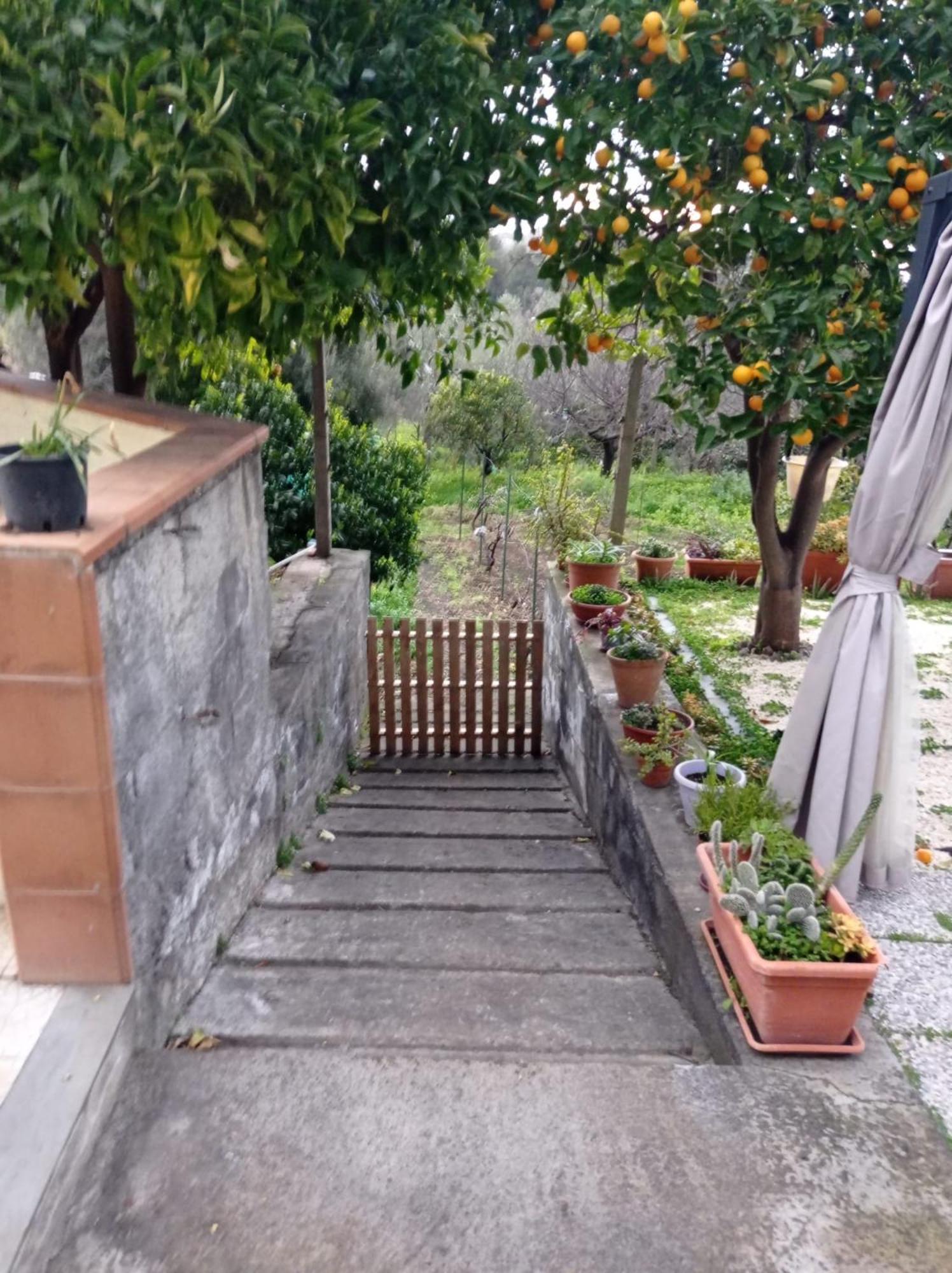 Ai Tre Desideri La Casita Villa Ачи Кастело Екстериор снимка